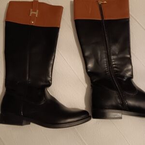 Hillfiger Elegant Black and Tan Women's Boots, Great Condition 8,small Scuff